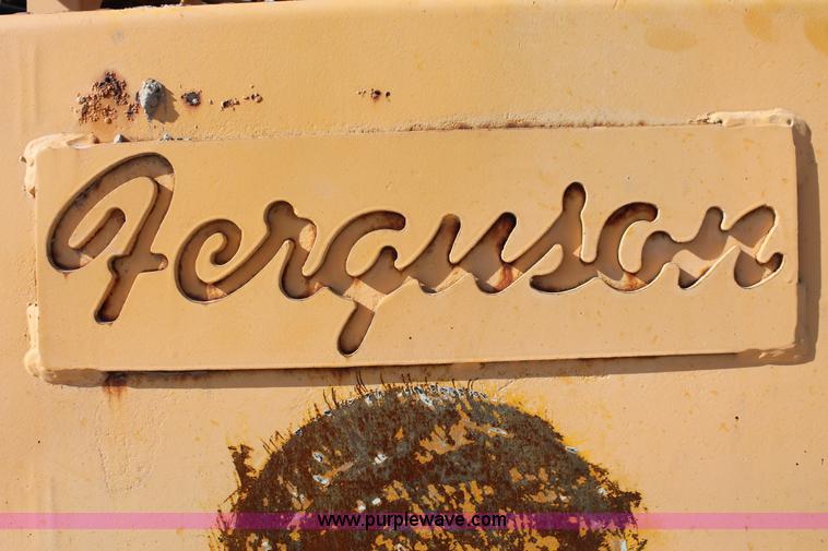 image for item H5885 1984 Ferguson SP-912 pneumatic roller