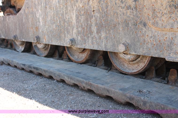 image for item H5970 2003 Bobcat T200 tracked skid steer