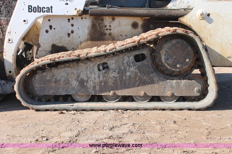 image for item H5970 2003 Bobcat T200 tracked skid steer