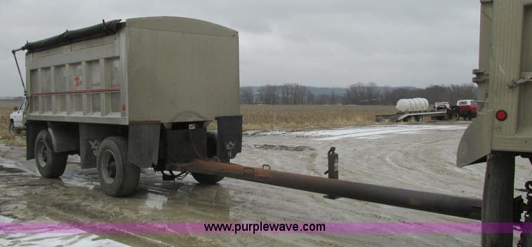 image for item H7564 1993 shop built pup dump trailer
