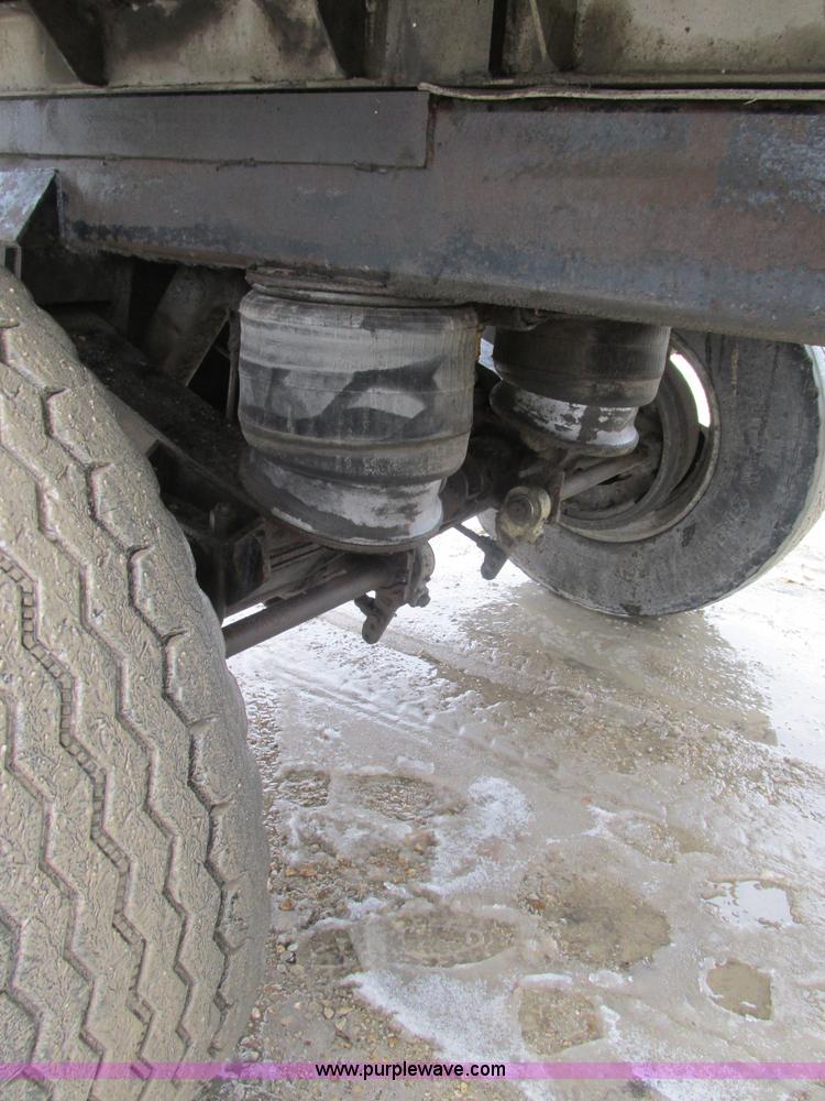 image for item H7564 1993 shop built pup dump trailer