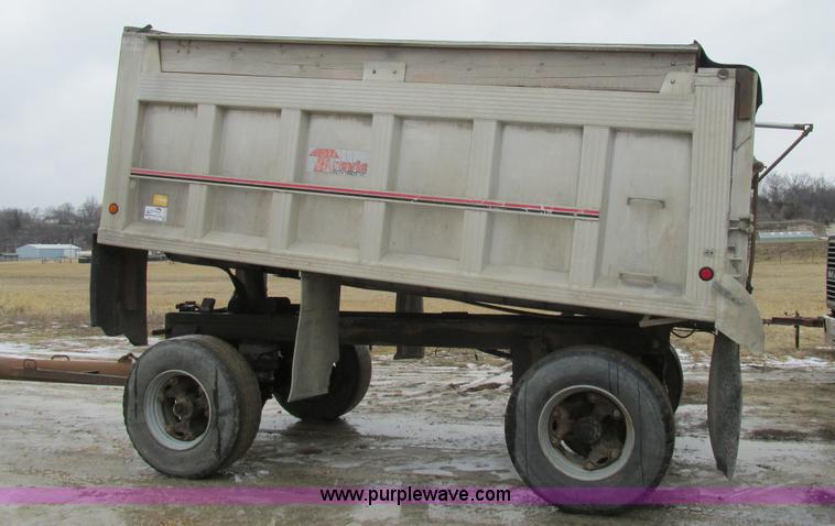 image for item H7564 1993 shop built pup dump trailer