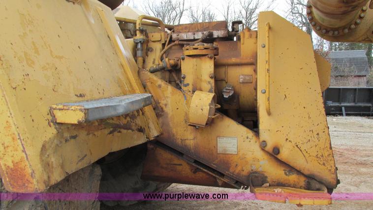 image for item I3083 Komatsu WS23-1 conventional scraper