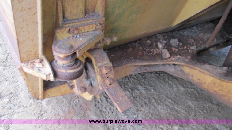 image for item I3083 Komatsu WS23-1 conventional scraper