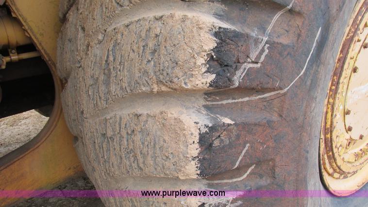 image for item I3083 Komatsu WS23-1 conventional scraper