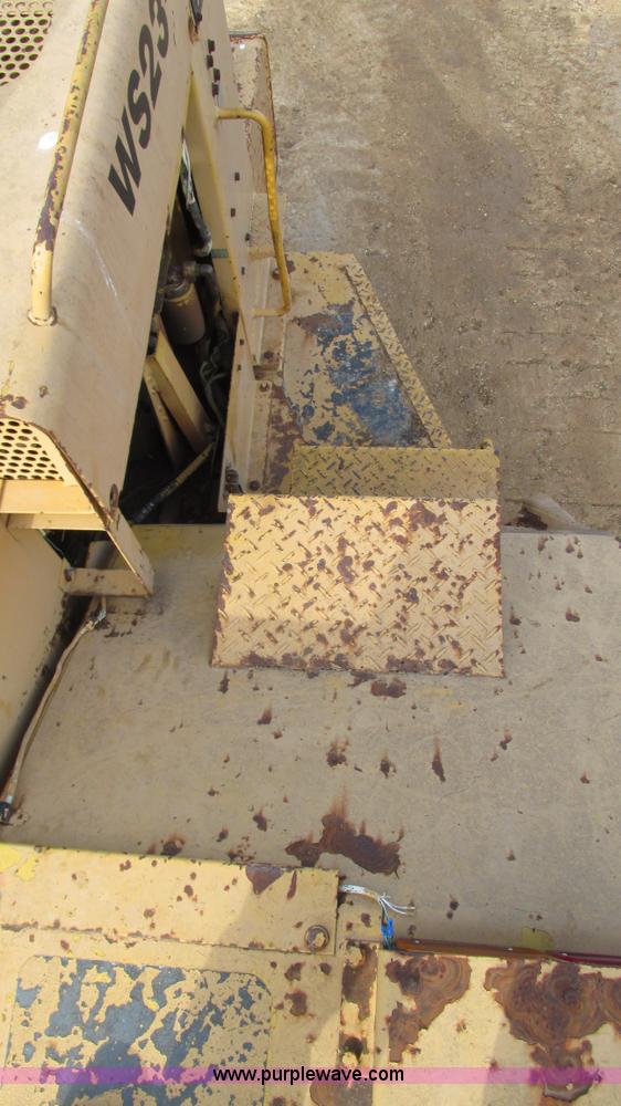 image for item I3083 Komatsu WS23-1 conventional scraper