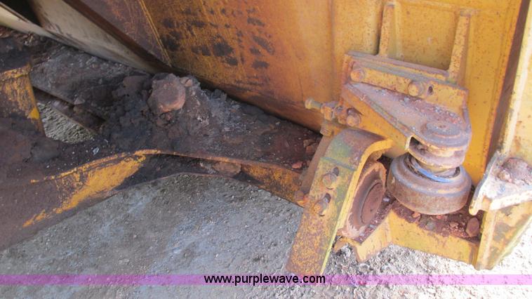 image for item I3083 Komatsu WS23-1 conventional scraper