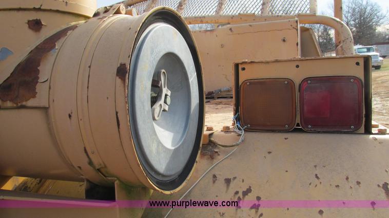 image for item I3083 Komatsu WS23-1 conventional scraper