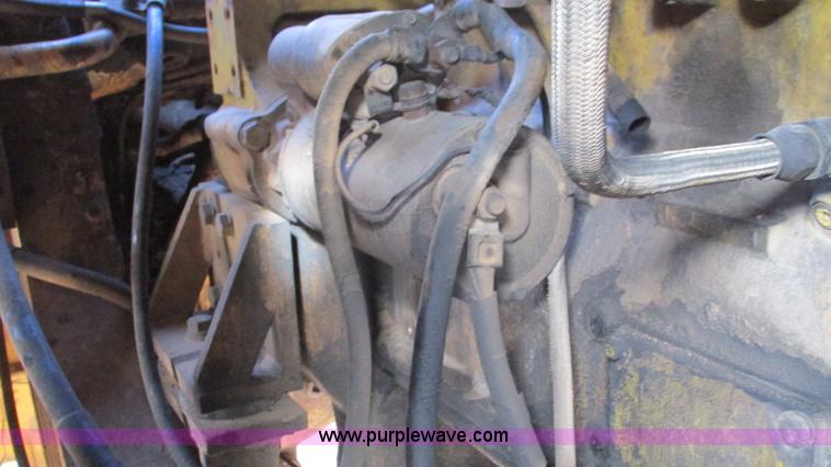 image for item I3083 Komatsu WS23-1 conventional scraper