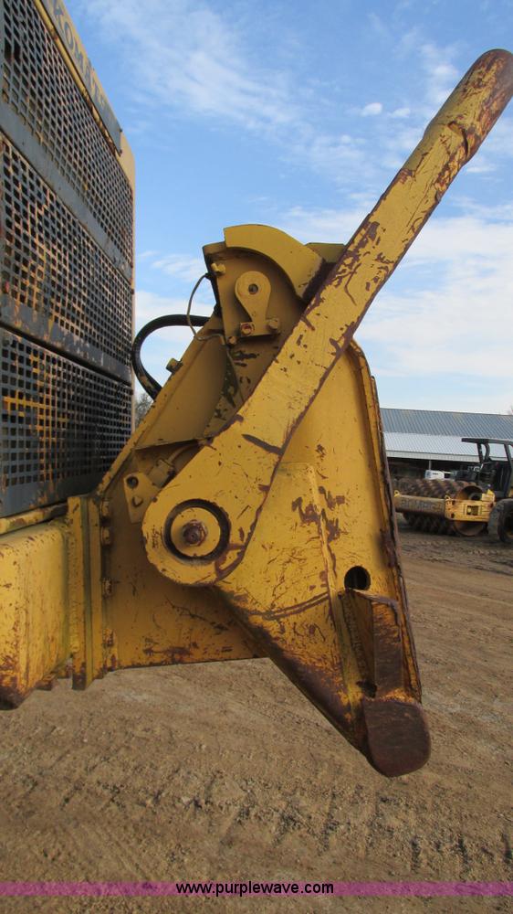 image for item I3083 Komatsu WS23-1 conventional scraper