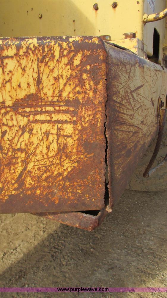 image for item I3083 Komatsu WS23-1 conventional scraper