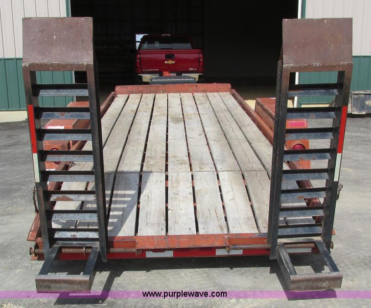 image for item I4021 1989 Redi Haul trailer