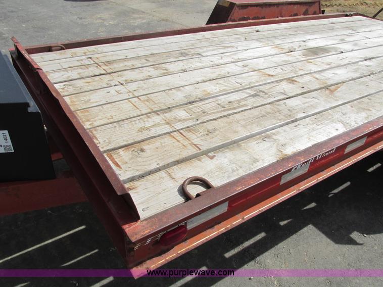 image for item I4021 1989 Redi Haul trailer