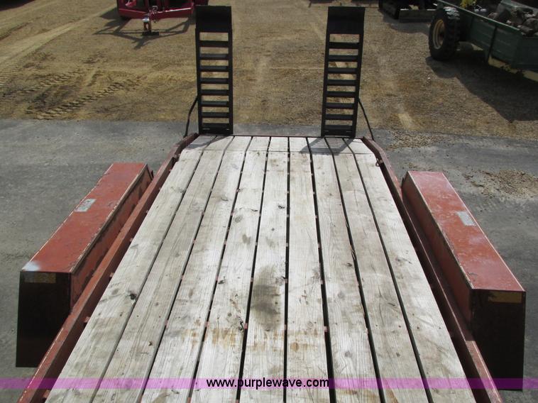 image for item I4021 1989 Redi Haul trailer