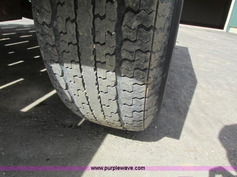 image for item I4021 1989 Redi Haul trailer