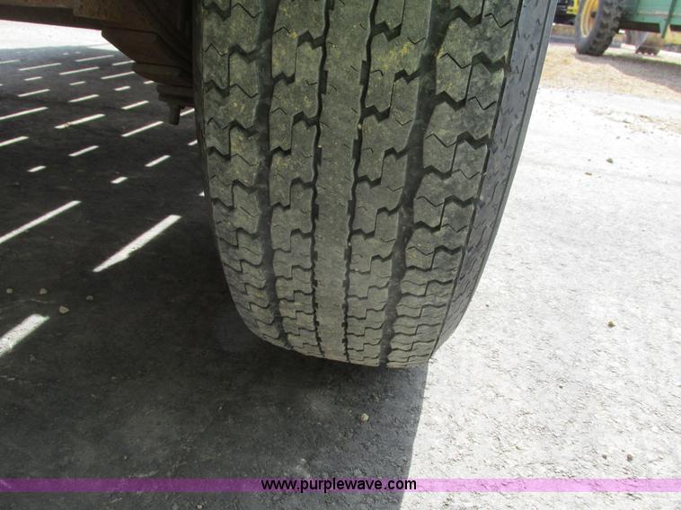 image for item I4021 1989 Redi Haul trailer