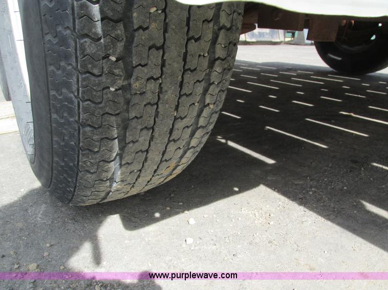 image for item I4021 1989 Redi Haul trailer