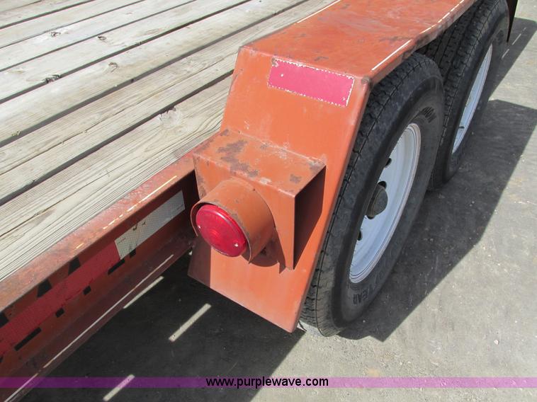 image for item I4021 1989 Redi Haul trailer