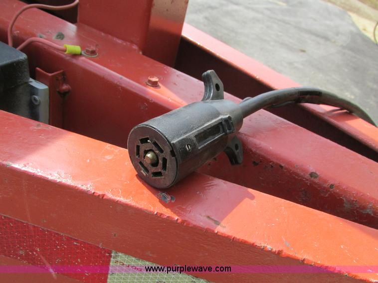 image for item I4021 1989 Redi Haul trailer