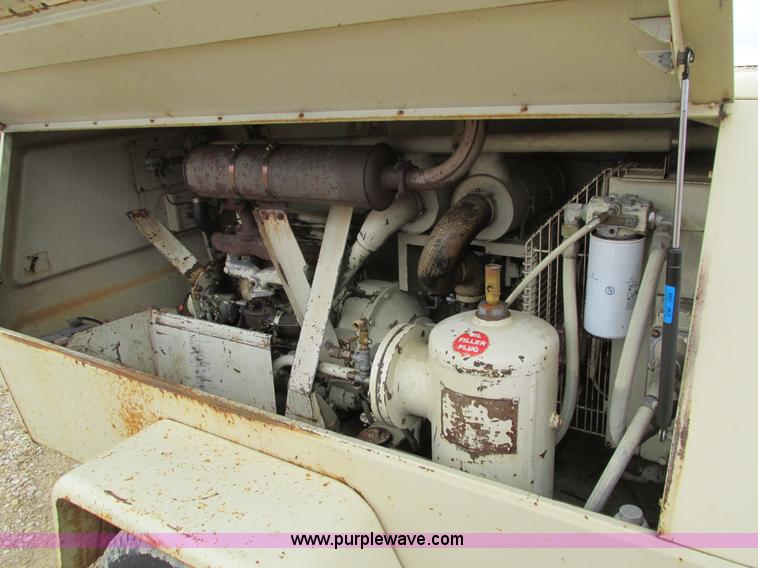 image for item I4023 Ingersoll Rand air compressor