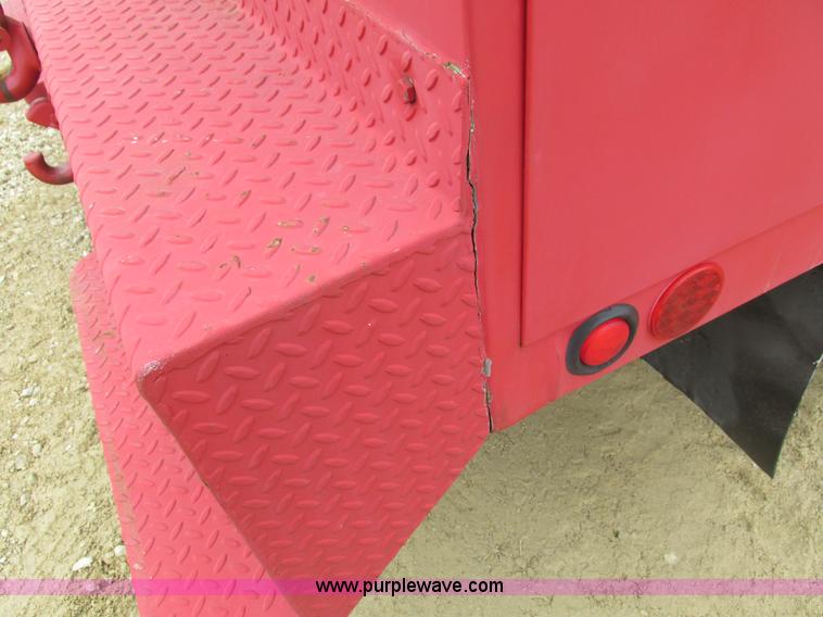 image for item I4024 1990 International 4700 service truck