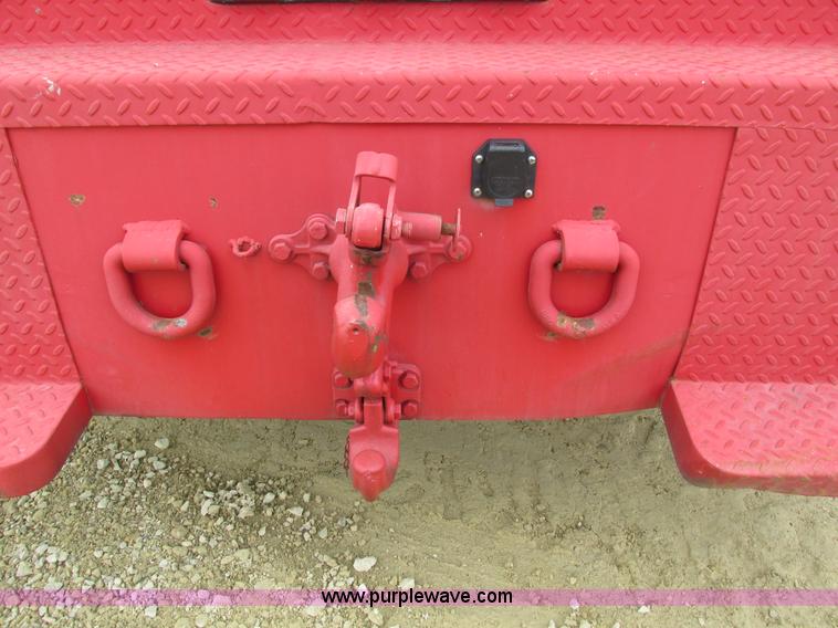 image for item I4024 1990 International 4700 service truck