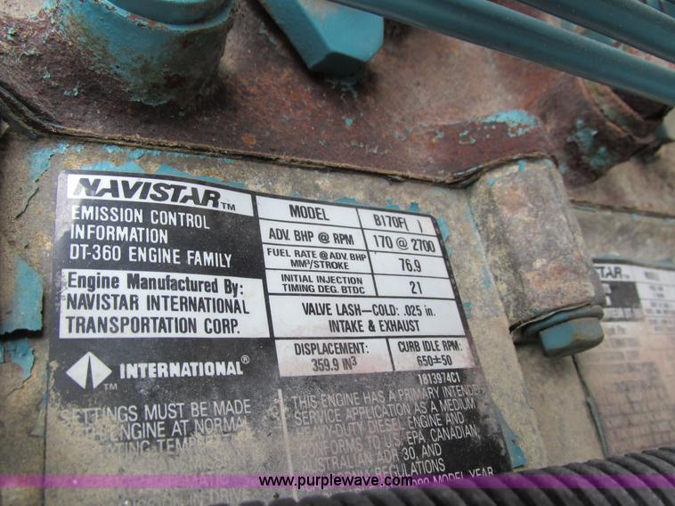 image for item I4024 1990 International 4700 service truck