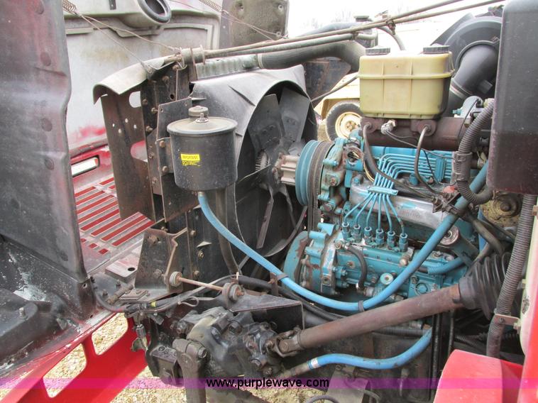 image for item I4024 1990 International 4700 service truck