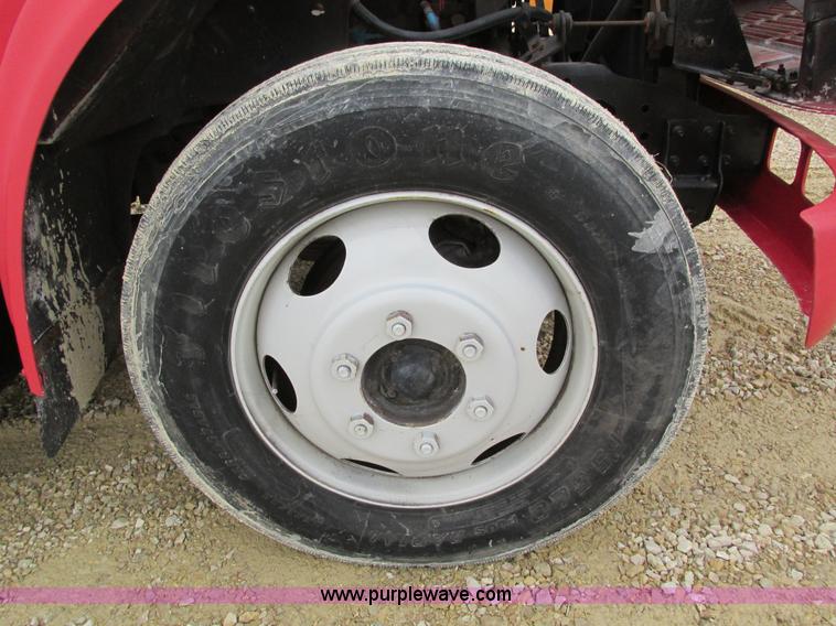 image for item I4024 1990 International 4700 service truck