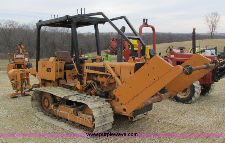 image for item I4025 1979 Case 475 cable plow