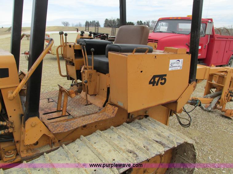 image for item I4025 1979 Case 475 cable plow