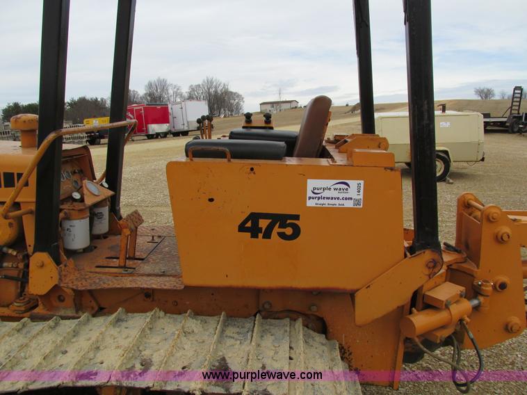 image for item I4025 1979 Case 475 cable plow