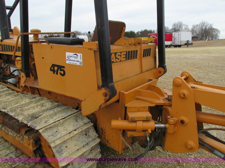 image for item I4025 1979 Case 475 cable plow