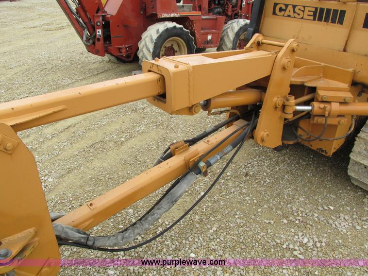 image for item I4025 1979 Case 475 cable plow