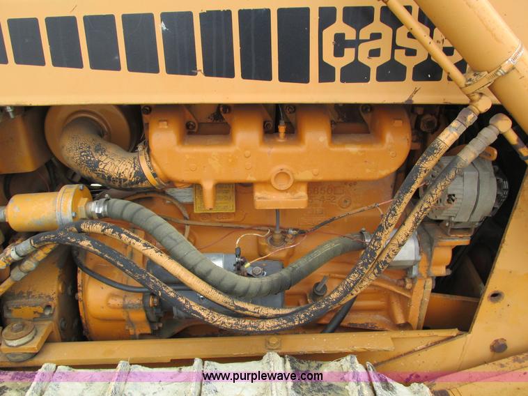 image for item I4025 1979 Case 475 cable plow