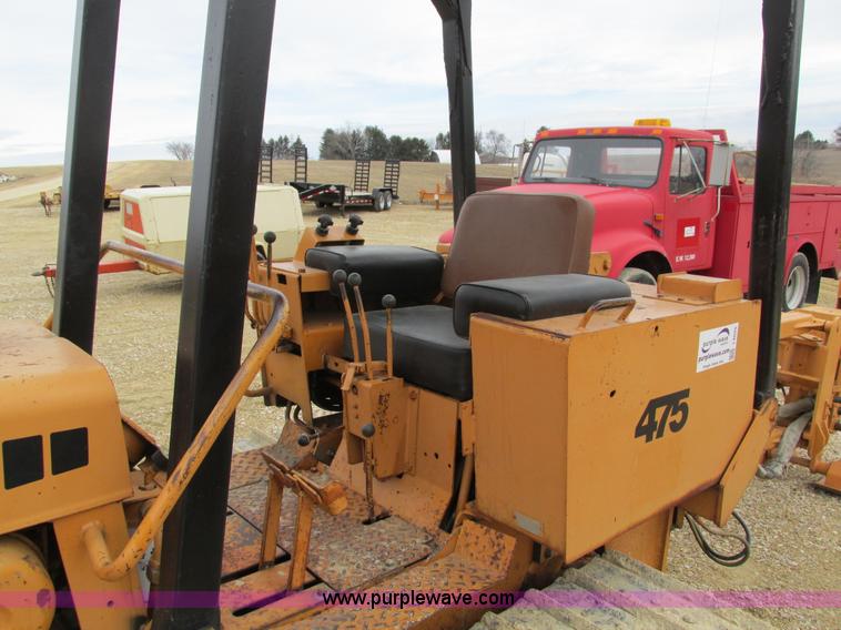 image for item I4025 1979 Case 475 cable plow