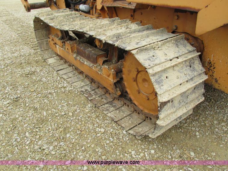 image for item I4025 1979 Case 475 cable plow