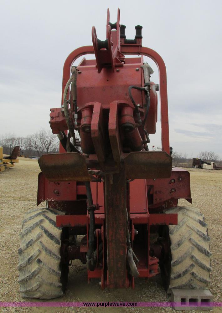 image for item I4026 Ditch Witch 8020JD vibratory plow