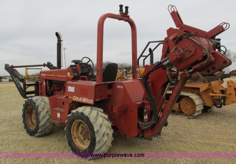 image for item I4026 Ditch Witch 8020JD vibratory plow