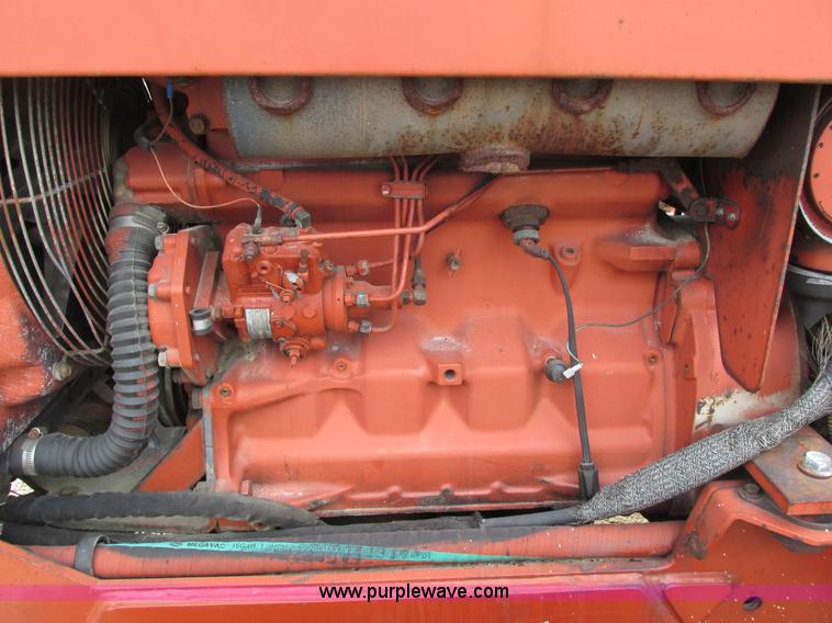 image for item I4026 Ditch Witch 8020JD vibratory plow