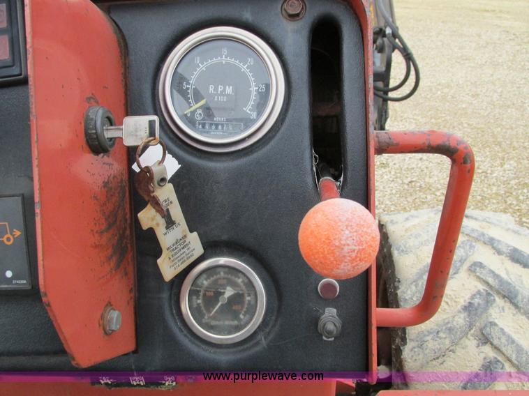 image for item I4026 Ditch Witch 8020JD vibratory plow