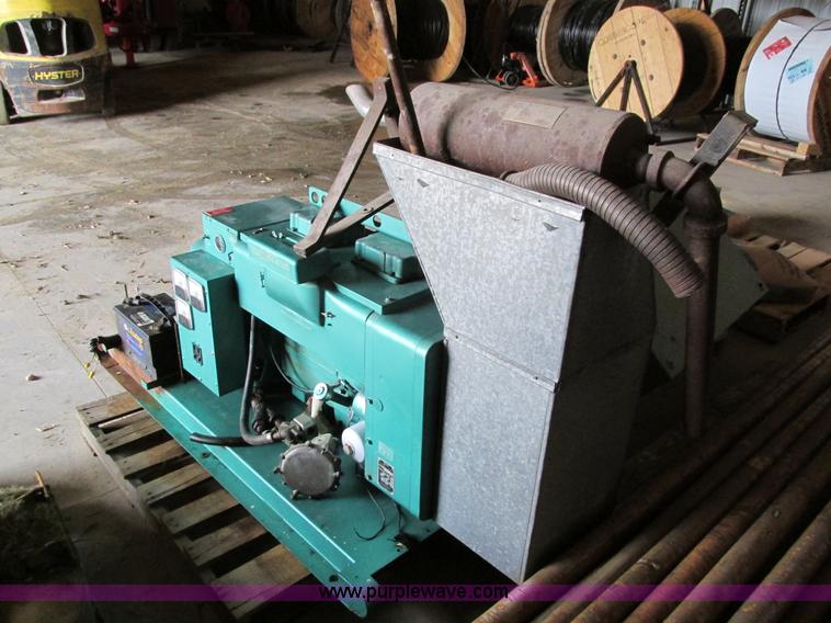 image for item I4031 Onan LTEU200-3/7929B generator