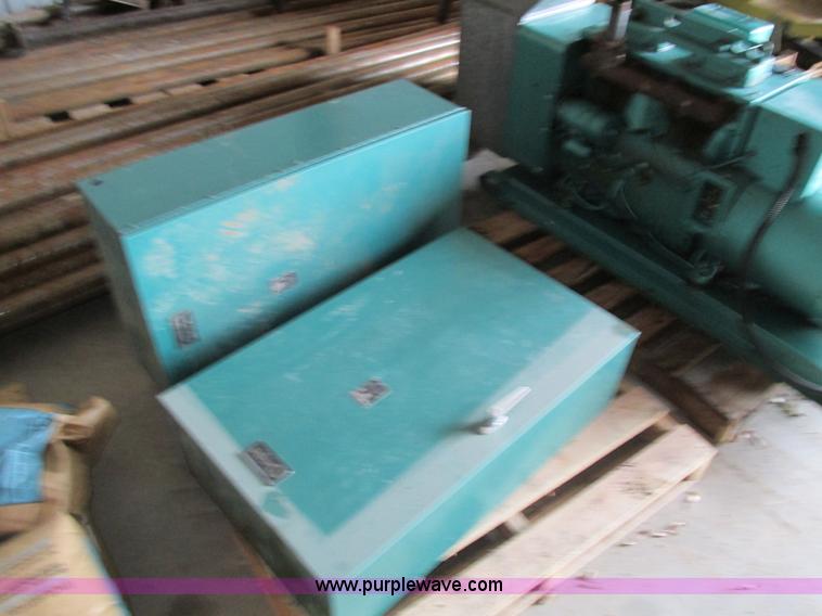 image for item I4031 Onan LTEU200-3/7929B generator