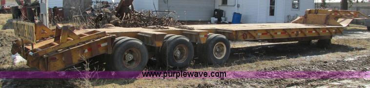 image for item I4033 1977 Fontaine LBTT-3-35BT equipment trailer