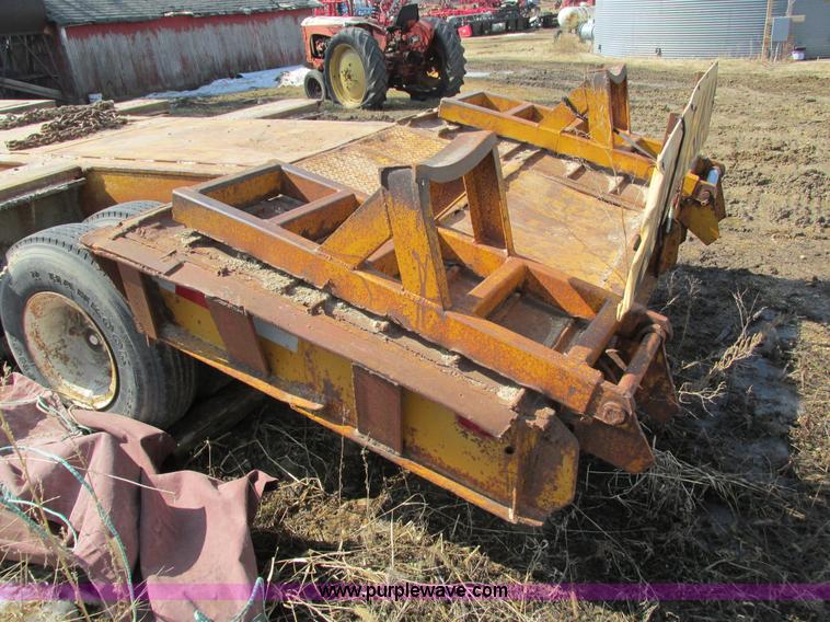 image for item I4033 1977 Fontaine LBTT-3-35BT equipment trailer