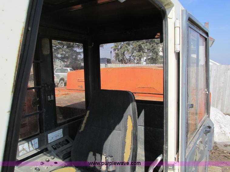 image for item I4034 Koehring 6633 excavator