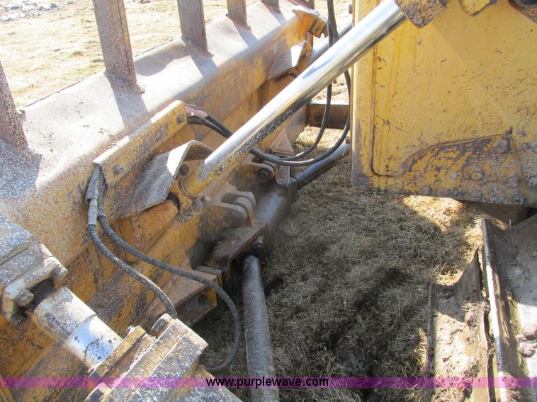 image for item I4038 Caterpillar D6D dozer