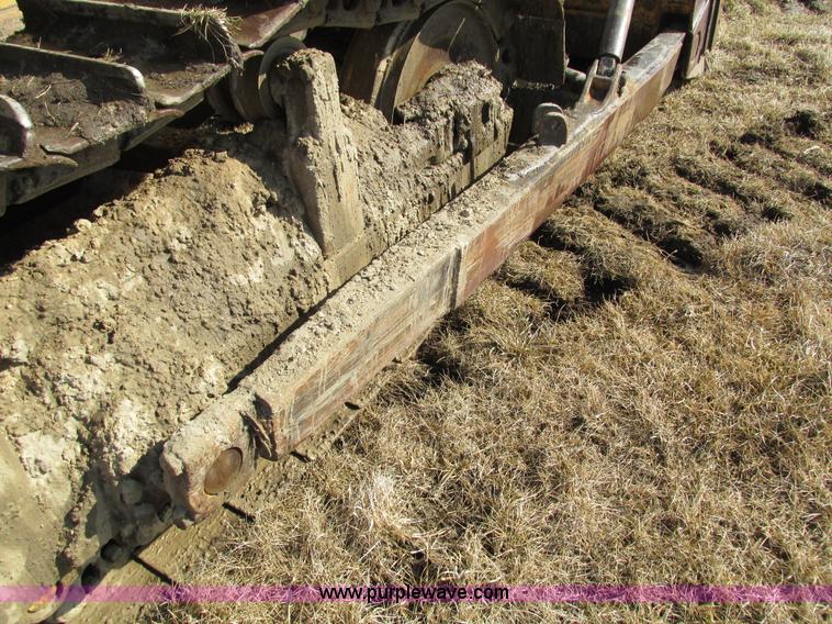 image for item I4038 Caterpillar D6D dozer