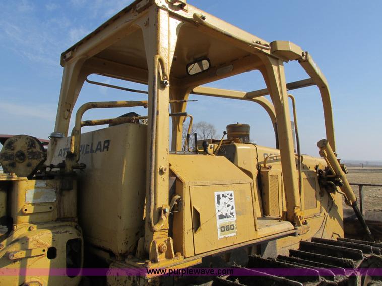 image for item I4038 Caterpillar D6D dozer