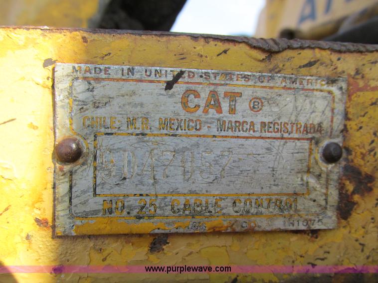 image for item I4038 Caterpillar D6D dozer